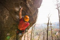 Male Lead Climber at Rumney New Hampshire in Autumn — Stock Photo