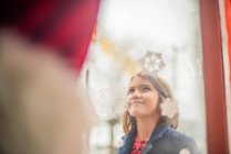 Young girl see Santa in the Window — Stock Photo