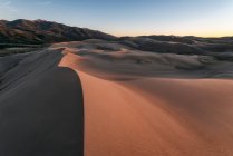 Belle vue sur le désert dans le parc national namib, namibie — Photo de stock