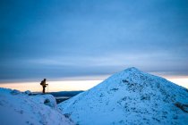Escursionismo nel concetto invernale, viaggi — Foto stock