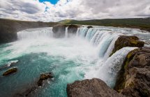 Famous waterfall Godafoss in North Iceland — Stock Photo