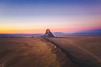 Красивий вид на пустелю на фоні природи — стокове фото