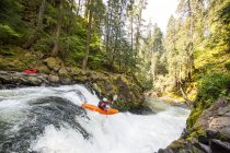 Kayak il salmone bianco e Little White Salmon River — Foto stock