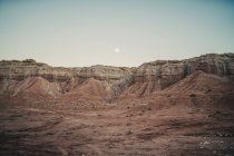 Красивий пейзаж скелястої пустелі — стокове фото