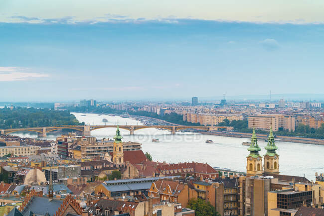 Vista de Budapeste do Bastião dos Pescadores — Fotografia de Stock