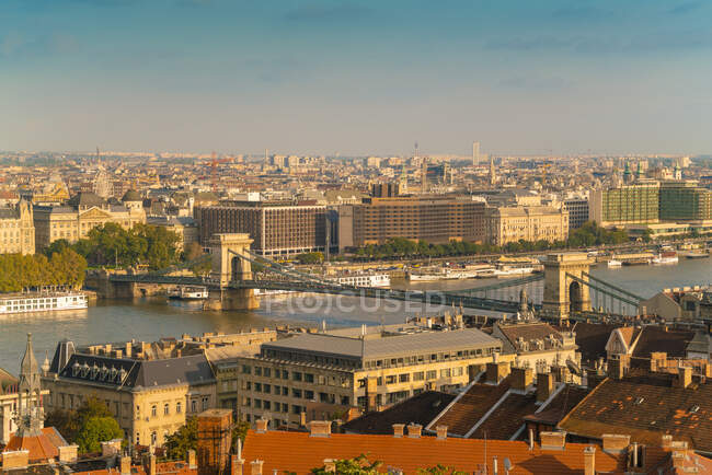 Veduta di Budapest dal Bastione dei pescatori — Foto stock