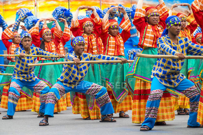 Performers from Tribu Tatusan o — Stock Photo
