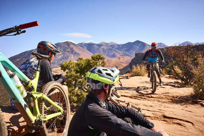 Mountain bike su tutto il sentiero Enchilada a Moab, Utah. — Foto stock