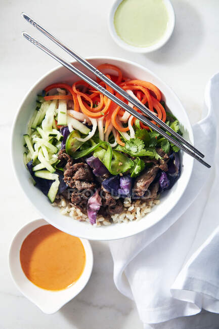 Beef and Rice Poke Bowl — Stock Photo
