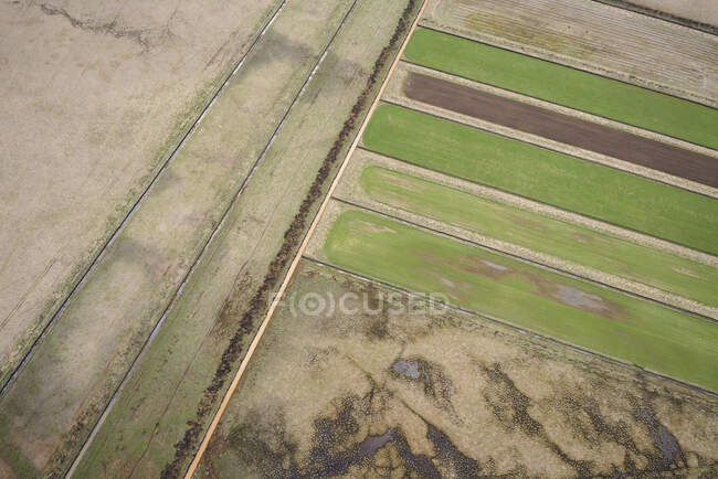 Vista aérea de las tierras agrícolas en el sur de Islandia - foto de stock