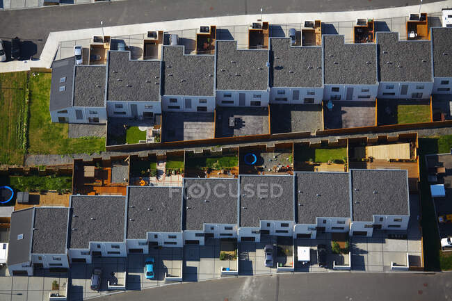 Fotografía aérea del complejo de viviendas privadas en Islandia - foto de stock