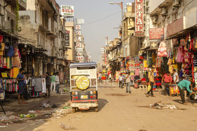 Old Delhi view from the street — Stock Photo