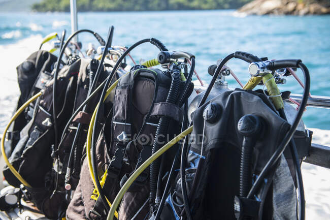 Scuba diving gear ready set up for a dive at Ilha Grande — Stock Photo
