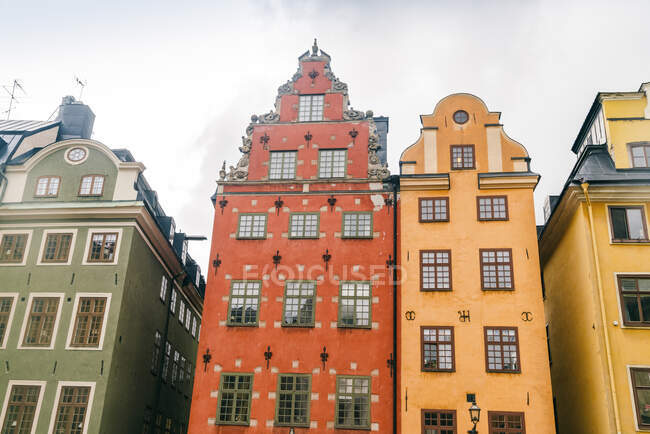 Berühmte Häuser am Stortorget-Platz in Gamlastan — Stockfoto