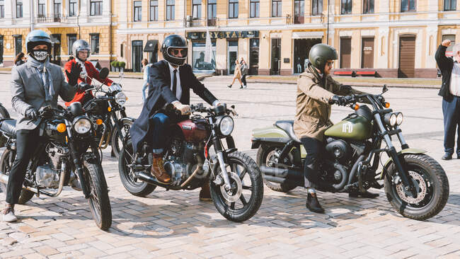 The Distinguished Gentleman's Ride 2019 - Kyiv Ukraine — Stock Photo