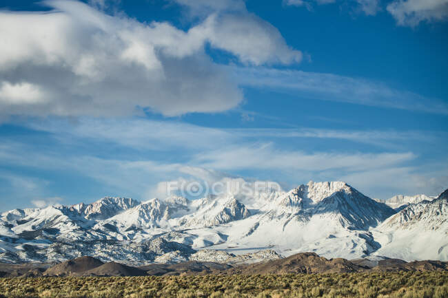 Eastern Sierra Mountains in the morning — Stock Photo