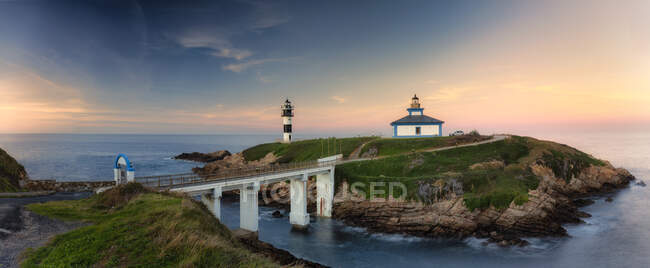 Illa Pancha lighthouse in Ribadeo, Galicia, Spain — Stock Photo