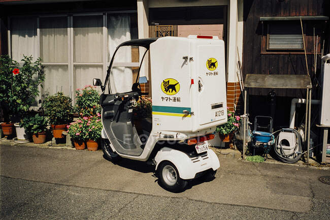 Mail truck on Naoshima Island — Stock Photo