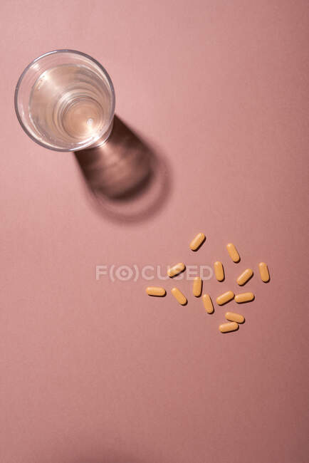 Фармацевтична медицина Таблетки на фоні, крупним планом — стокове фото