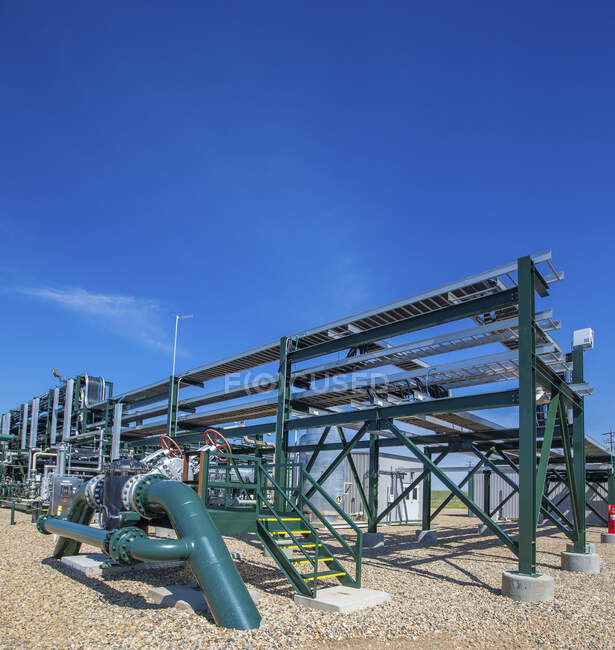 Gas Compression Station on background - foto de stock