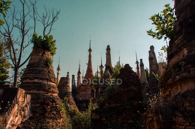 Aquele lugar que você pode ver centenas de stupas — Fotografia de Stock