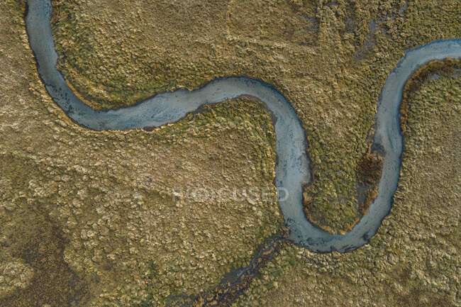Meandros na foz de um rio nas ilhas lofoten — Fotografia de Stock