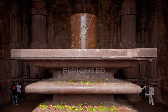 Shivling au temple de Bhojeshwar, Madhya Pradesh, Inde — Photo de stock