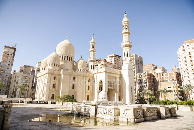 An Egyptian Mosque in Alexandria — Stock Photo
