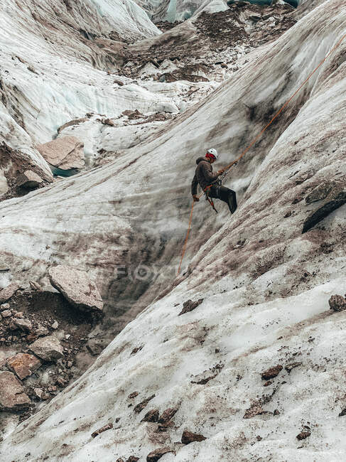Escalador a caminho da base do Everest — Fotografia de Stock