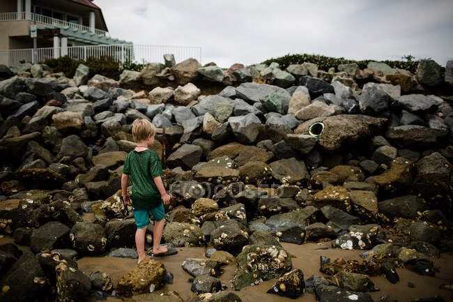 Six Year Old Boy Playing   in Coronado Bay — Stock Photo