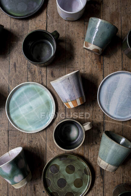 Vintage wooden bowls set — Stock Photo