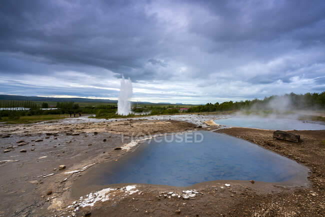 Beautiful natural landscape of Strokkur geyser, iceland — Stock Photo