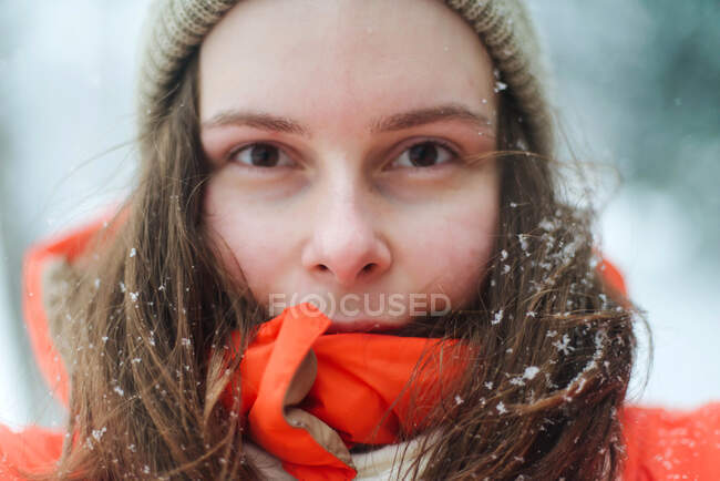 Beautiful young woman in Warm Clothing — Stock Photo