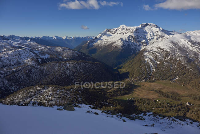 Landschaftsaufnahme der Alpe Devero, Lepontinische Alpen, im Frühling. Italien, — Stockfoto
