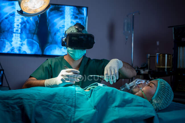 Surgery team at work in the operating room — Stock Photo