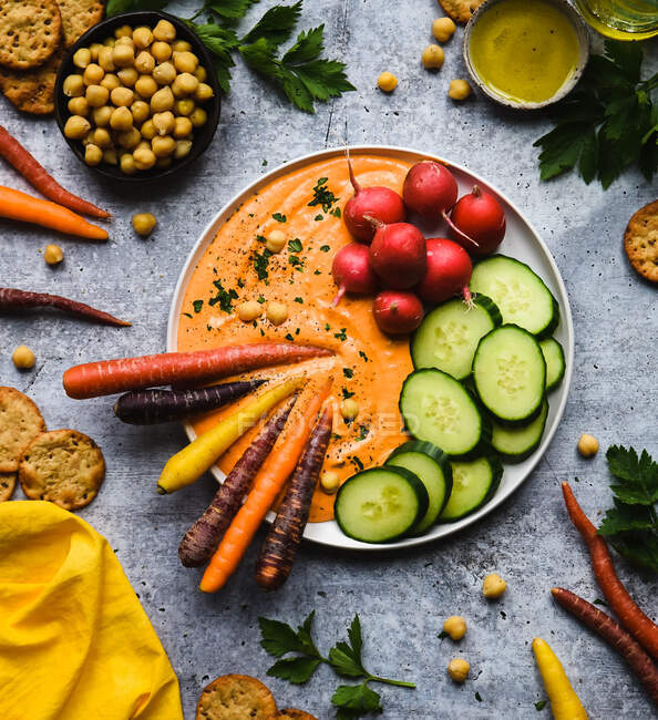 Vegetable food, healthy vegan vegetarian meal with vegetables, avocado, pumpkin, broccoli, pepper and sesame seeds — Stock Photo