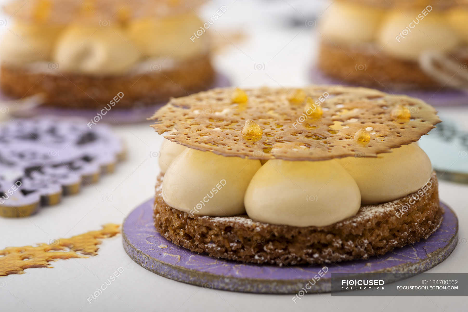 Cakes with meringue and sugar glaze, closeup — still life, food