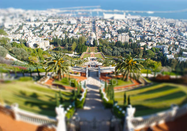Aerial view of city garden in Tel-Aviv, Israel — Stock Photo