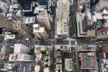 Luftaufnahme von New Yorker Wolkenkratzern und Straßen — Stockfoto