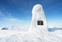 Panel solar en nieve en Harjedalen, Suecia - foto de stock