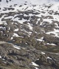Cuesta de montaña nevada en Más og Romsdal - foto de stock