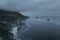 Vista elevata della costa pacifica dell'oceano — Foto stock