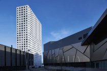 Arquitectura moderna de Escandinavia en Solna, Suecia - foto de stock