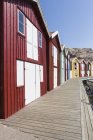 Красочные дома на лодках в Смогене, Швеция — стоковое фото