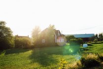 Vista panoramica della casa rurale in Smaland, Svezia — Foto stock