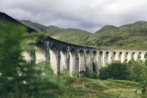 Vista panorâmica de Glenfinnan Viaduct na Escócia — Fotografia de Stock