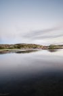 Vista panorámica de la costa en Bohuslan, Suecia - foto de stock