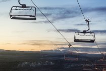 Scenic view of ski lift at sunset — Stock Photo