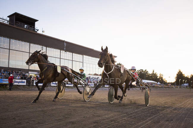 Blick auf Trabrennsport-Wettbewerb in Sundsvall, Schweden — Stockfoto