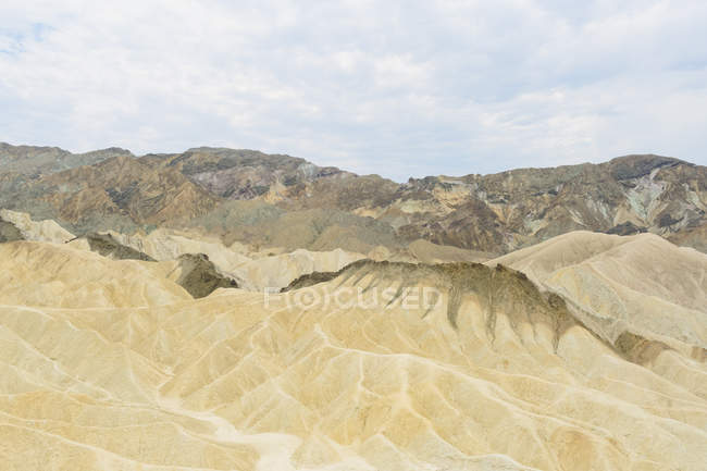 Підвищені подання порід Долина смерті Національний парк — стокове фото